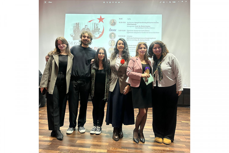 “24 Kasım Öğretmenler Günü Coşkusu: Öğretmenlerimizin İzinde, Eğitimin Geleceği” İKÜ’de Kutlandı